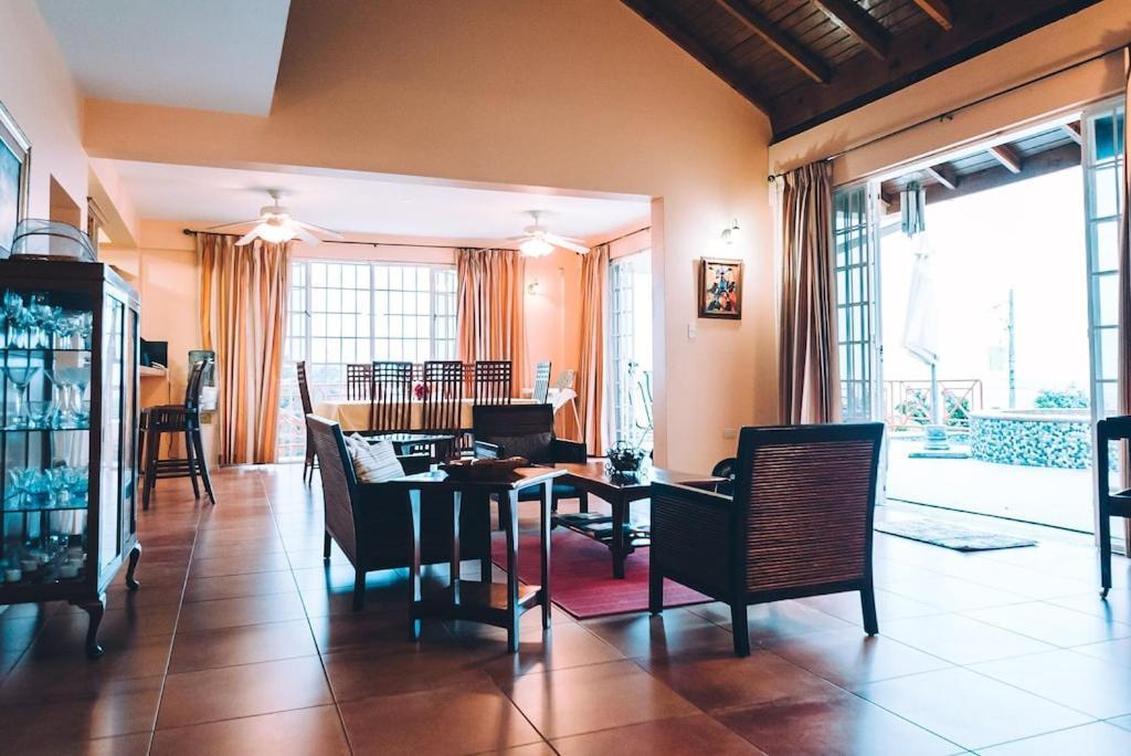 La Jolie - Luxury Ocean View Villa Black Rock Zewnętrze zdjęcie